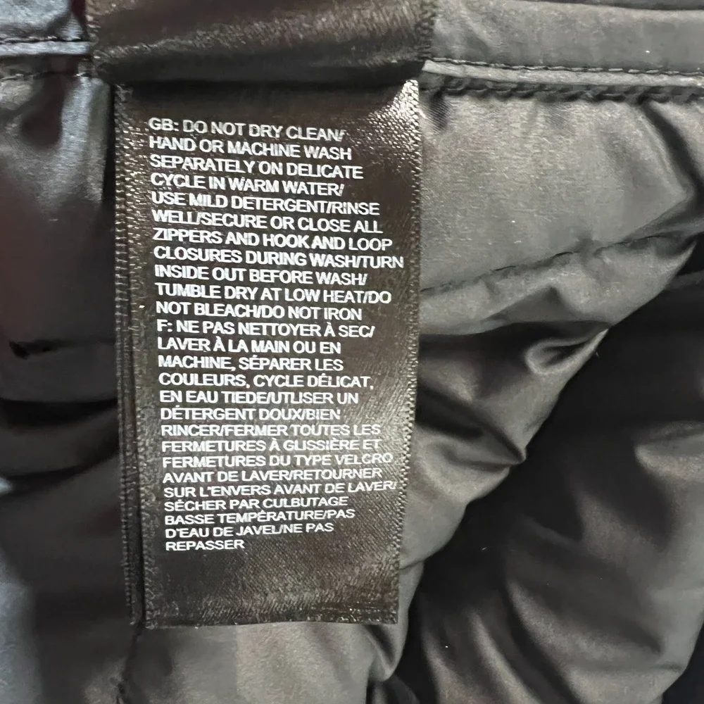 The North Face Mens Ravenswood 550 Down Puffer Vest Large Black Full Zip Classic